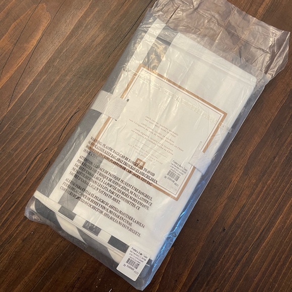 Pottery Barn Teen Grey Striped Standard Organic Pillow Cases New In Package - Picture 4 of 4